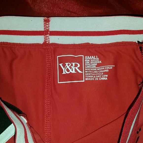 Young and Reckless Sport Leggings - Picture 3 of 4